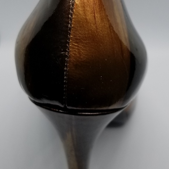 Shoes - Picture 5 of 5